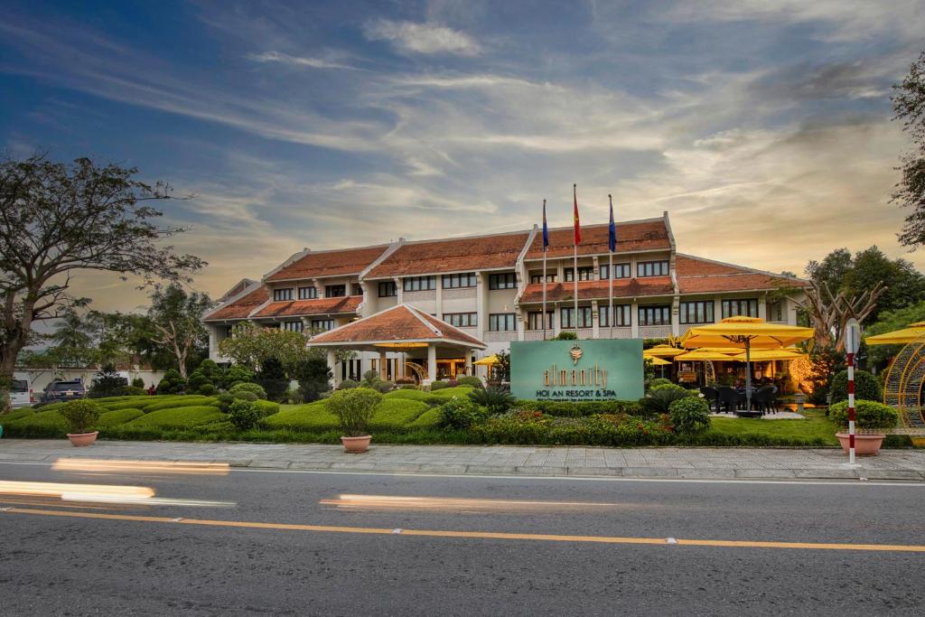 Almanity Hoi An Resort & SPA 5★ 