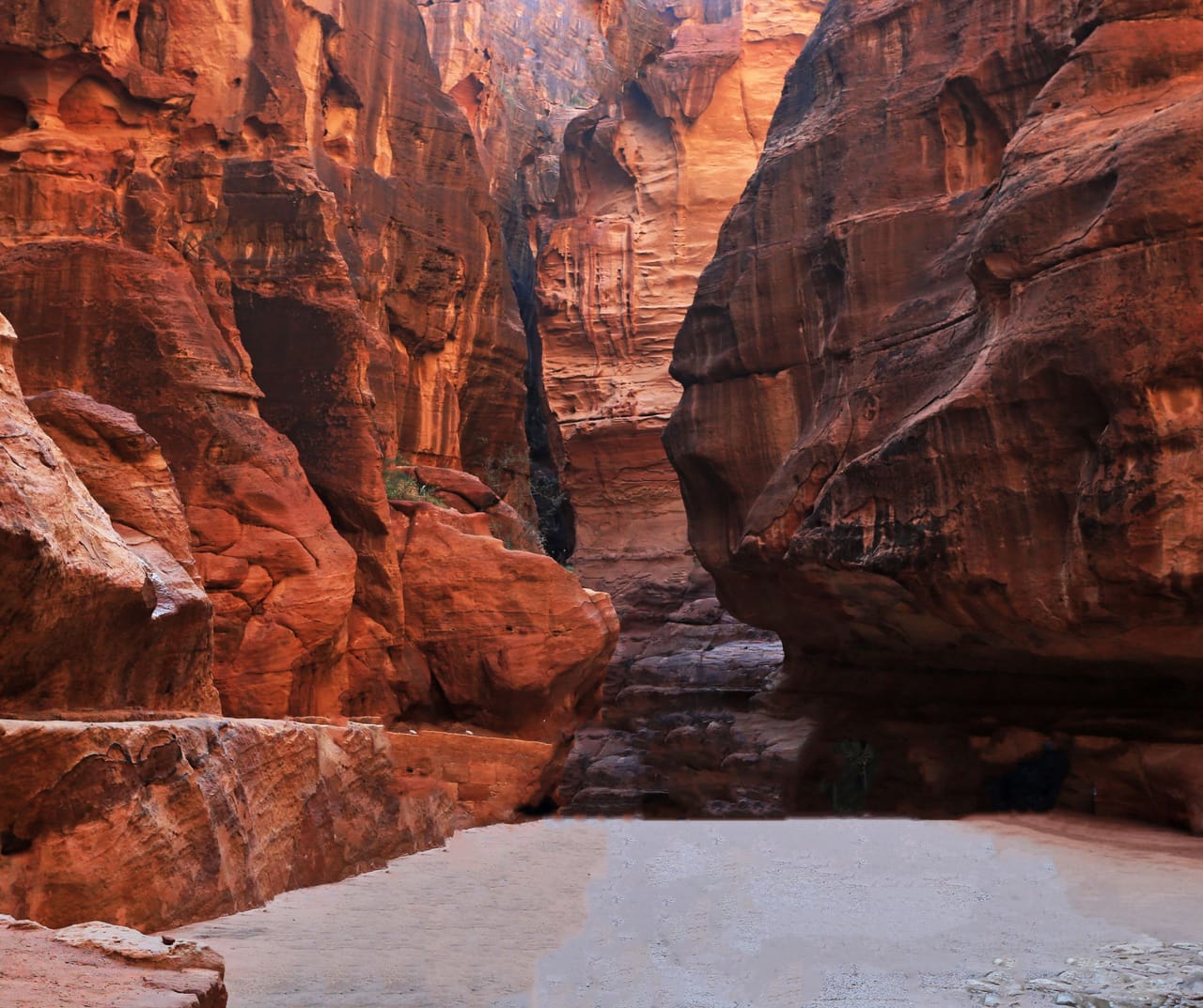 PRZYLOT DO JORDANII