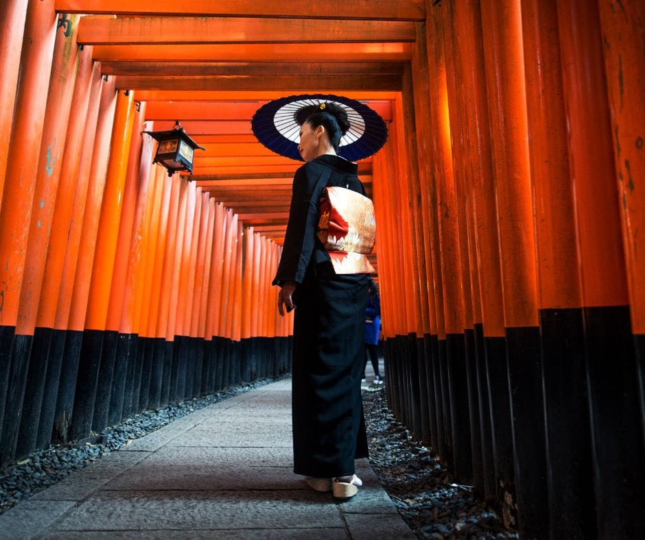 ŚWIĄTYNIA TOJI I GEISHA SHOW