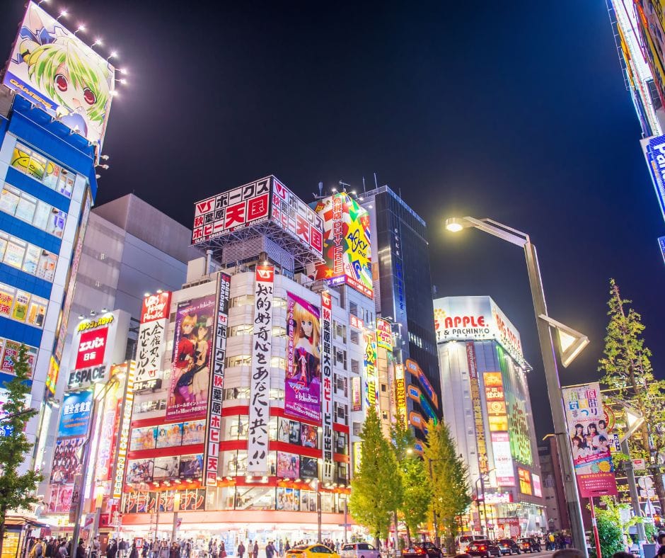 ZWIEDZANIE TOKYO